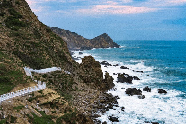 QUY NHON PHU YEN THE LAND OF NAU CHAN CONTAINS LOVE QUY NHON PHU YEN THE LAND OF NAU CHAN CONTAINS LOVE