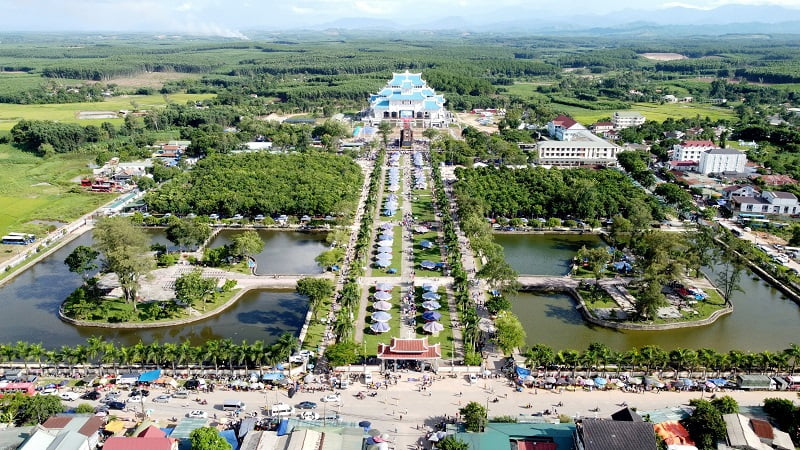 Hành hương là gì? Giải mã chi tiết nhất về khái niệm thánh địa la vang